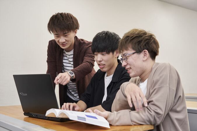 名古屋デザイン＆テクノロジー専門学校