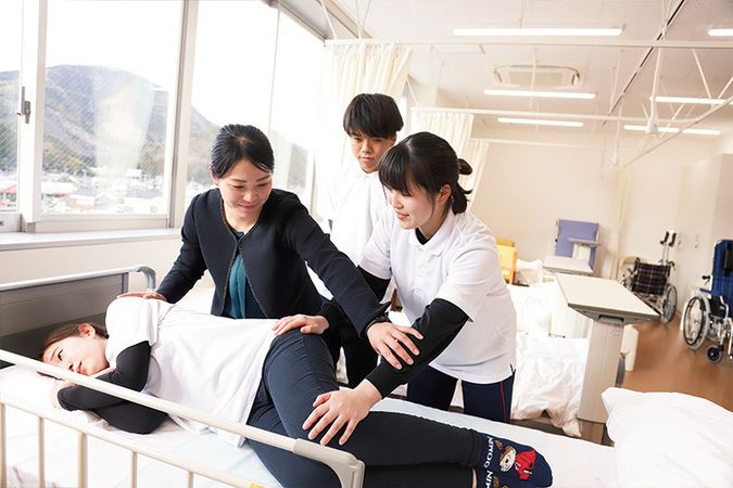 美作市スポーツ医療看護専門学校