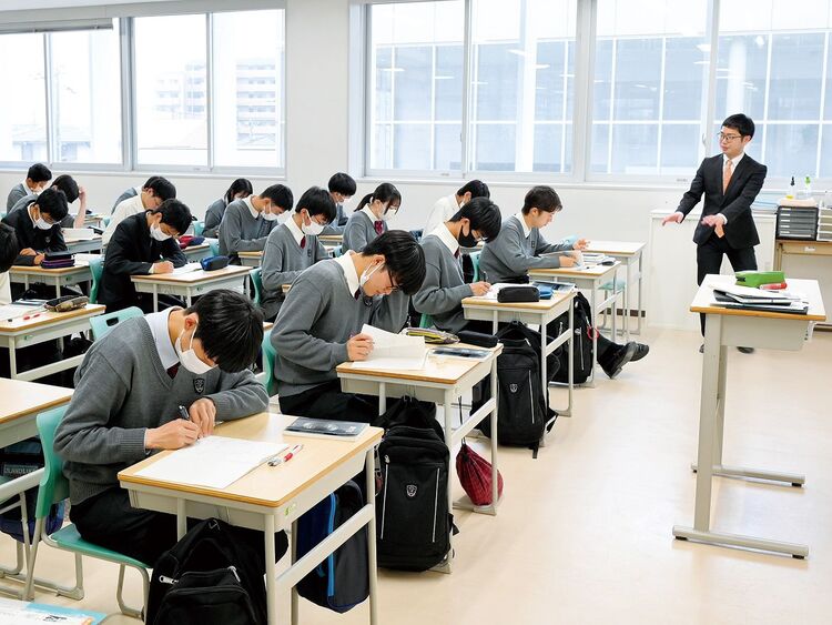 広島工業大学高等学校画像