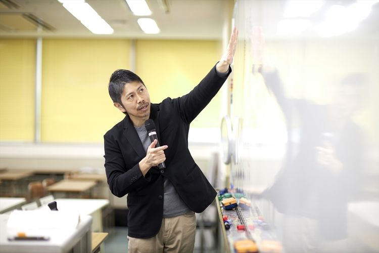 新潟法律大学校画像