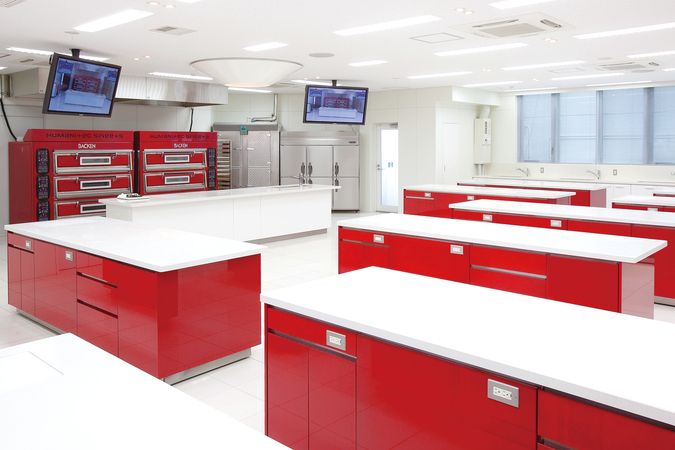 名古屋ユマニテク調理製菓専門学校