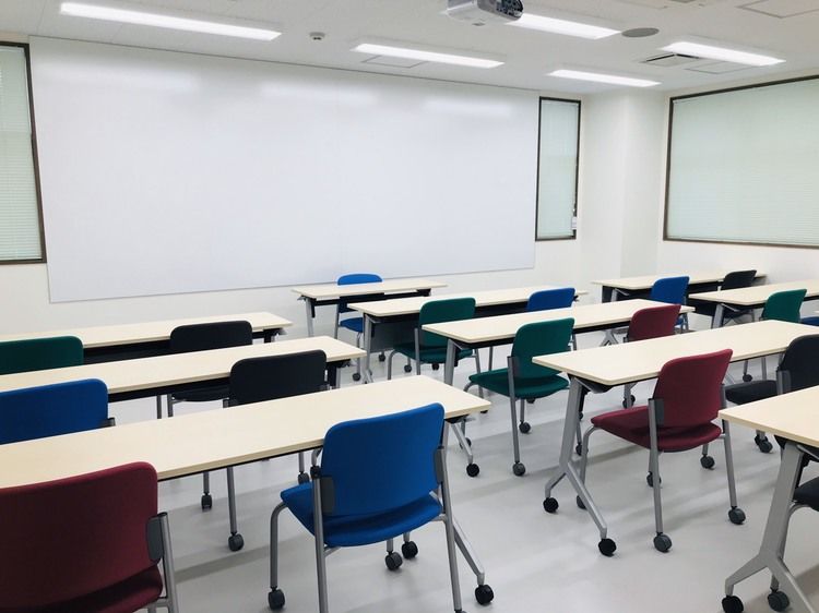 相模原ビジネス公務員専門学校画像