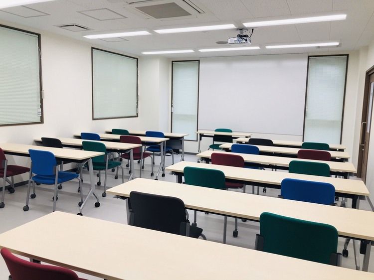 相模原ビジネス公務員専門学校画像