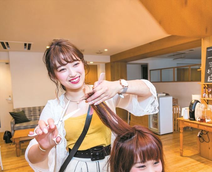 沖縄ビューティー＆ブライダル専門学校