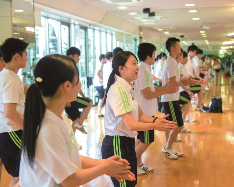 沖縄リゾート＆スポーツ専門学校画像