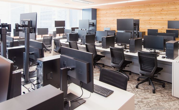 岡山情報ＩＴクリエイター専門学校画像