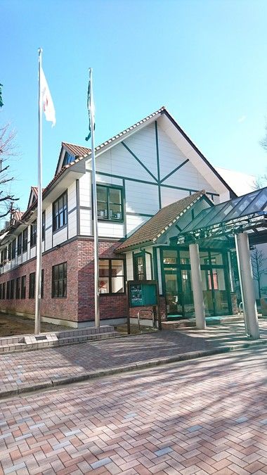 専修大学松戸中学校外観画像