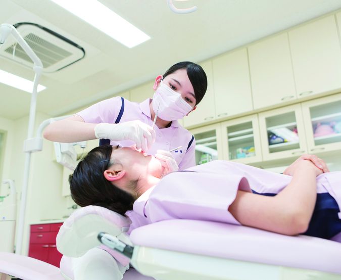 専門学校徳島穴吹カレッジ