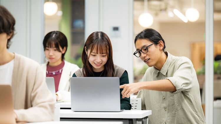 ＫＡＤＯＫＡＷＡドワンゴ情報工科学院　東京校画像